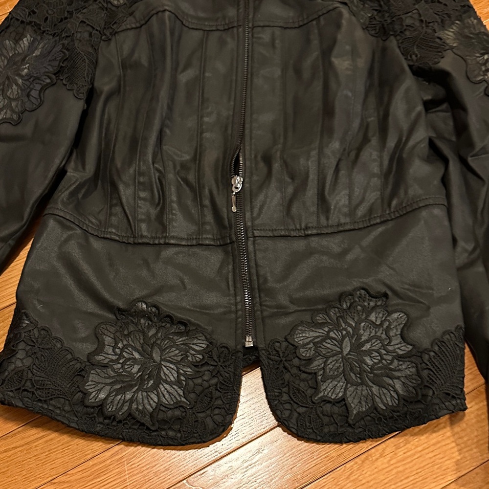 WHBM Faux Leather Lace Accent Zip-Front Women's Jacket - Picture 3 of 10